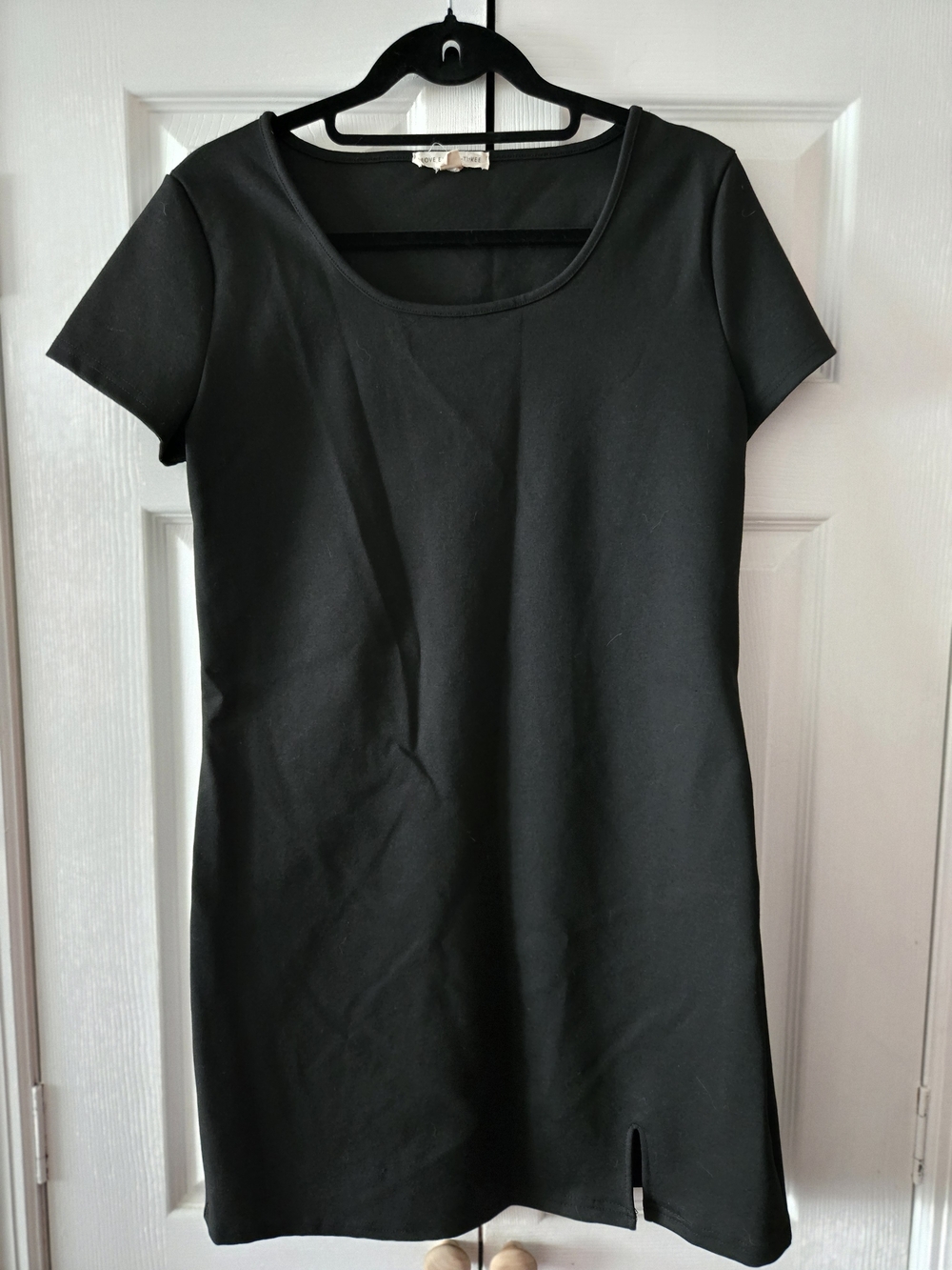 Love Tree Black Scoop Neck Short Sleeve Mini Dress